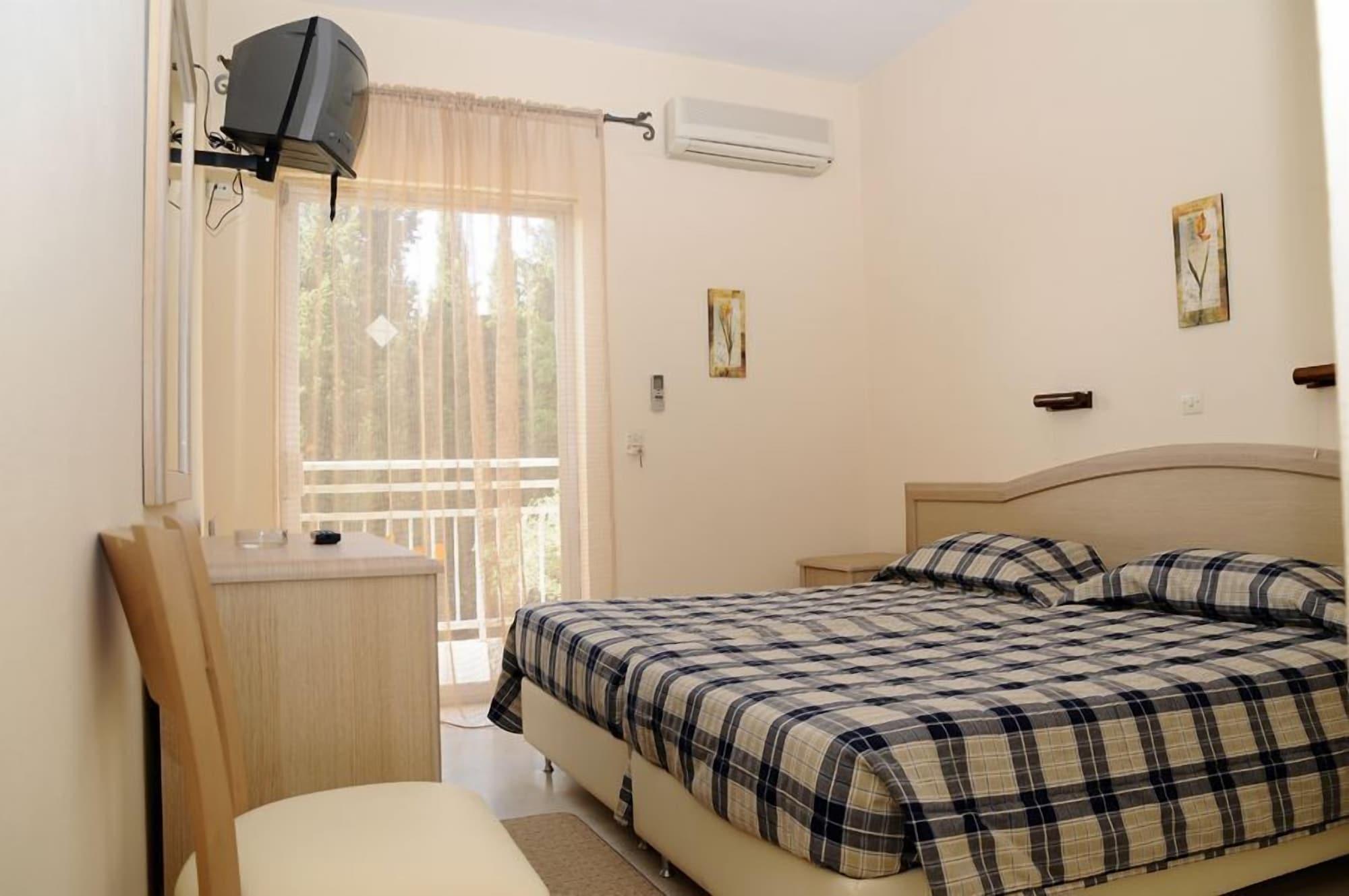 Hotel Primavera 3*